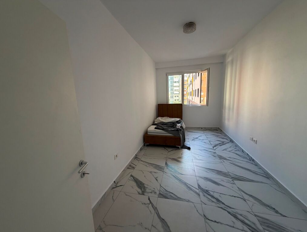Rent, Apartment 2+1   Address: Grand Gallery Complex, Yzberisht