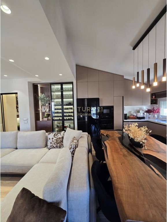 Penthouse 3+1+2+ 2 veranda +2 parking spaces