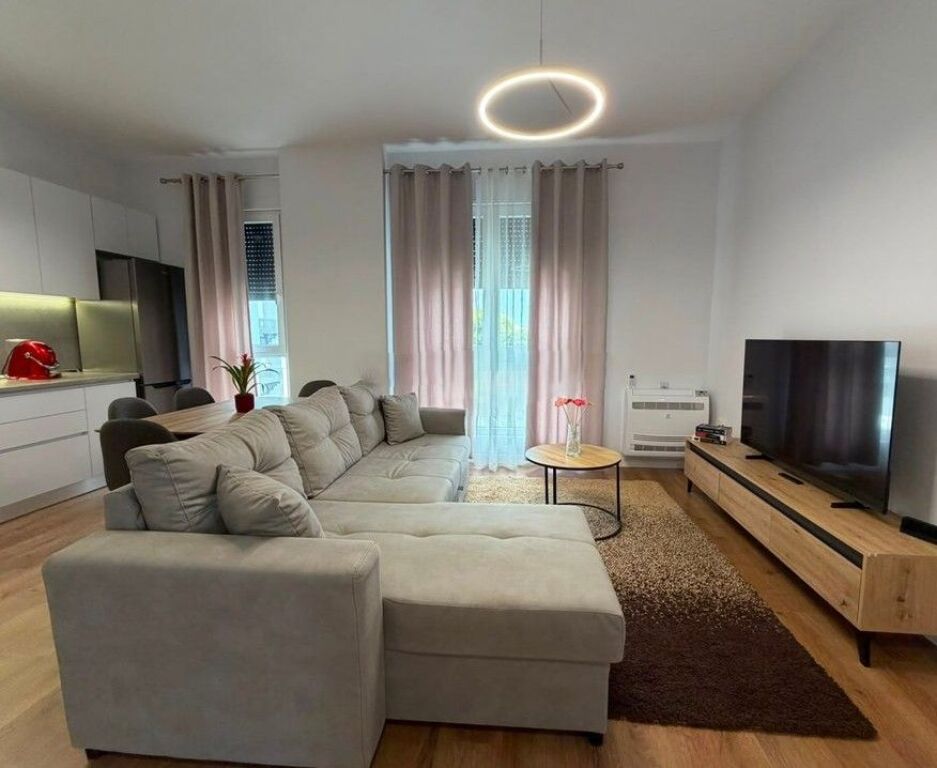 Apartament 2+1 me qera -5 maji, Medreseja