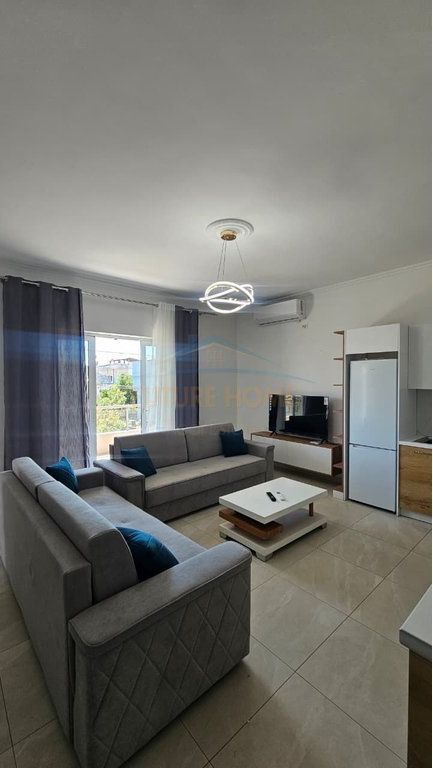 Qera, Apartament 2+1 + Post Parkimi, Ish Keneta,Durres