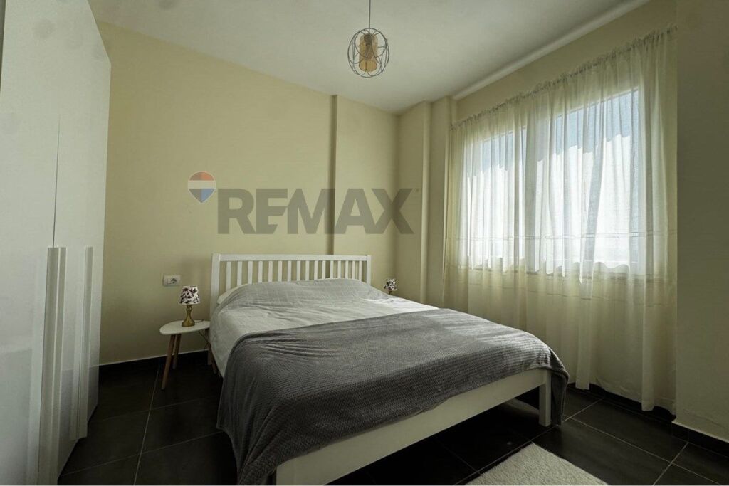 Shitet apartament 1+1 te Gjiri i Lalzit!