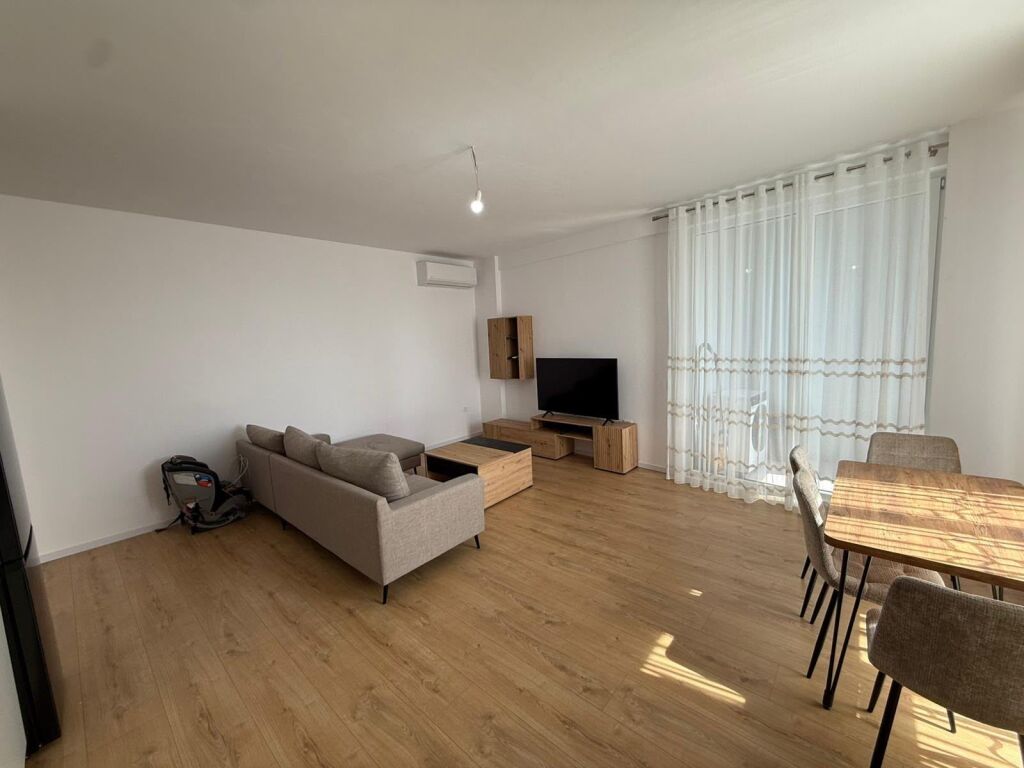 JEPET APARTAMENT ME QERA 2+1, BULEVARDI I RI