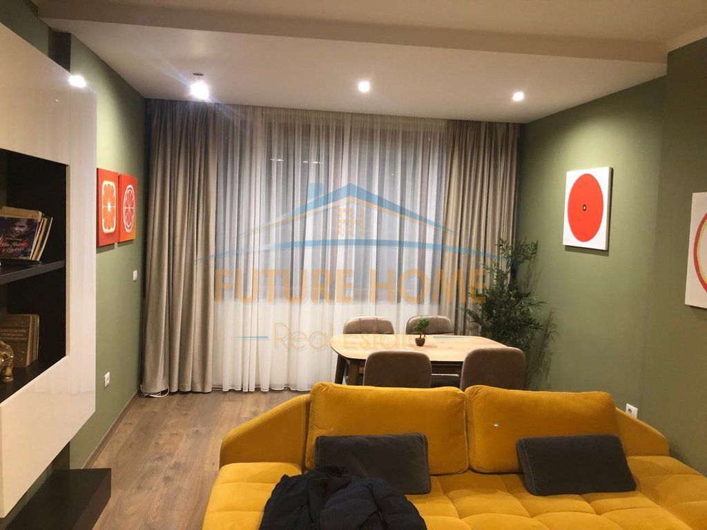 Qira, Apartament 1+1, Shallvaret