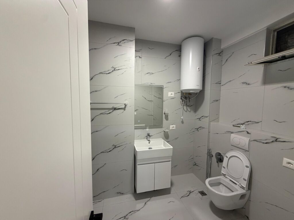 🏡 Appartamento 1+1 in Vendita a Don Bosko – Vicino alla Scuola di 9 anni “Vaçe Zela”
