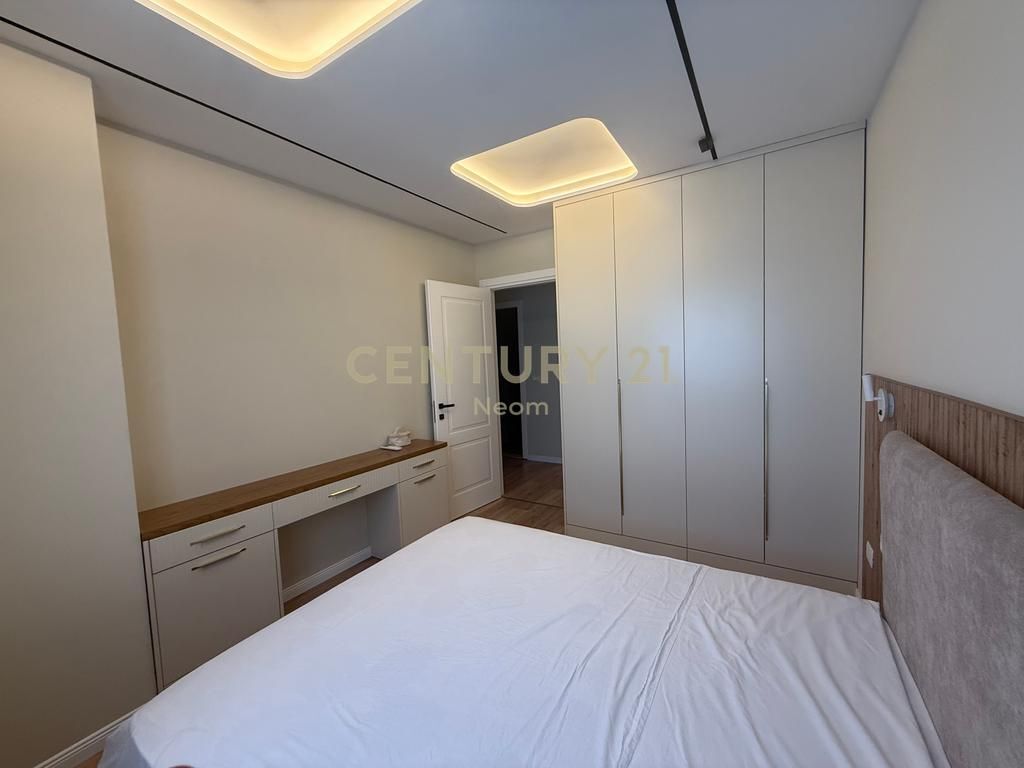 Appartamento in Affitto Kodra e Diellit 2+1+2 1.000 € /Mese