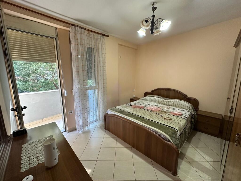 🏢New Bazaar, near Optika Roma, a 1+1 furnished apartment for rent. 50,000 Leke