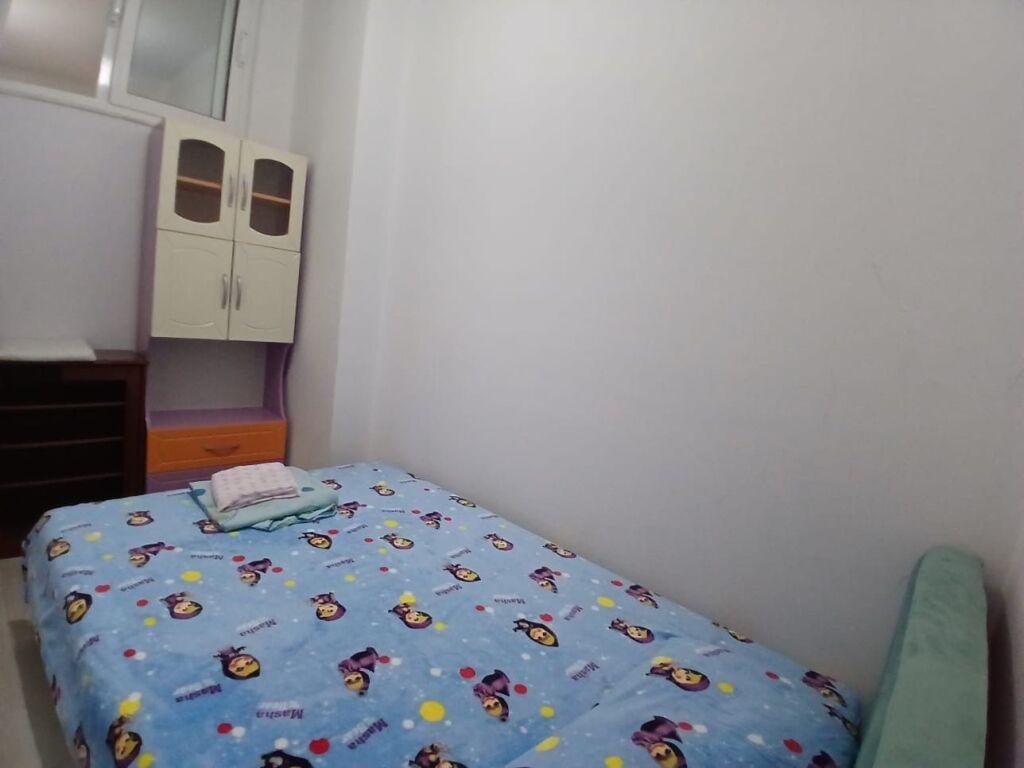 Jepet me qira 3+1+parkim Kinostudio 600 mije leke