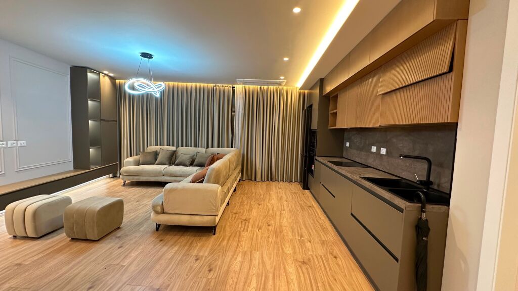 Apartament modern 2+1+ parkim , Lake view