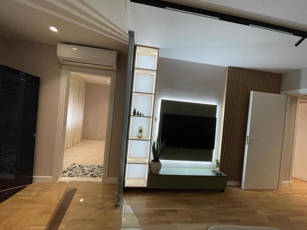 Qera, Apartament 1+1, Kopshti Zoologjik, Tirane. 85.000 leke