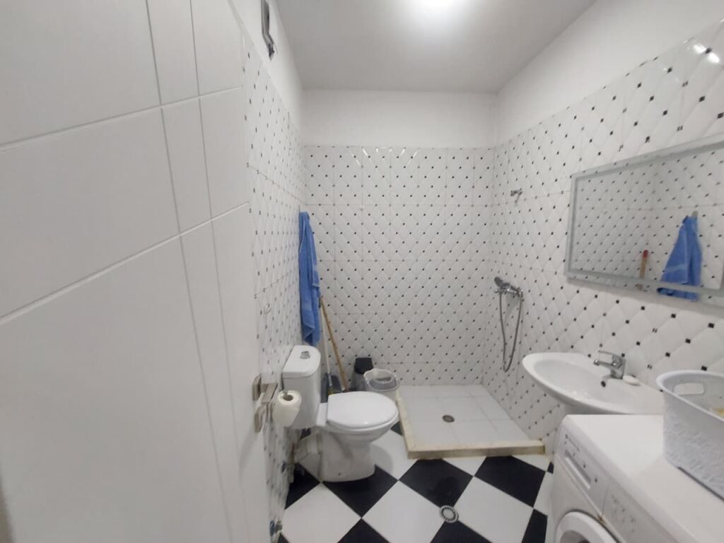 Affitto | Apartament 2 + 1 | 21 Dhjetori | 650 €/mese