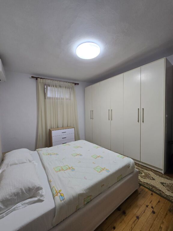 Appartamento 3+1 in affitto a Porcelan presso Xhanfize Keko