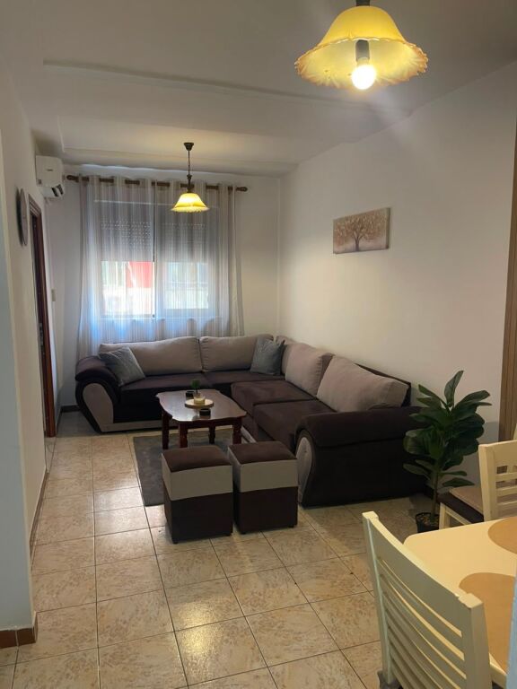 Apartament me qera 1+1 ne Myslym Shyri