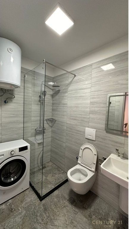 Apartment 1+1 for rent near the Red School