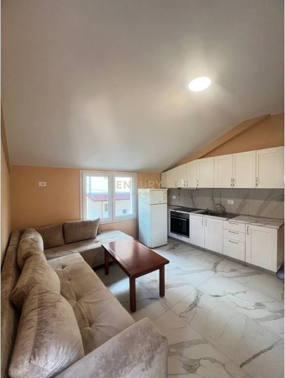 AFFITTASI 3° PIANO DI UNA VILLA, 3+1+2 + BALCONE VICINO A RESIDENCES KAIMI !