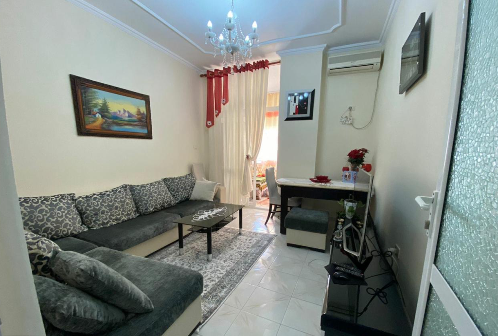 Rent | Apartament 2 + 1+ 2| Rruga Isuf Elezi | 550 €/month