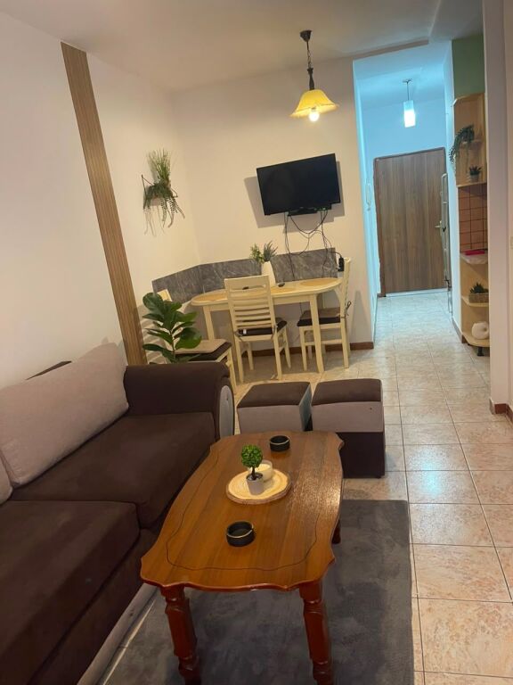 Apartament me qera 1+1 ne Myslym Shyri