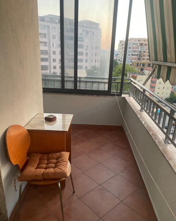 Affitto | Apartament 2 + 1 | Stacioni i Trenit | 750 €/mese