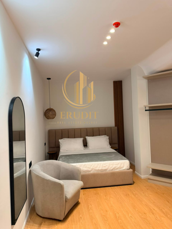 Modern Hotel for Sale in Skelë, Vlorë  570 m²