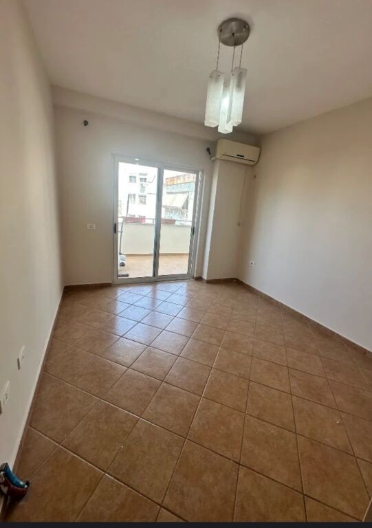 Appartamento 2+1 In Vendita A Yzberisht ID 5280