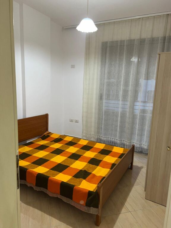 Kodra e diellit jepet me qira apartment 1+1 e mobiluar