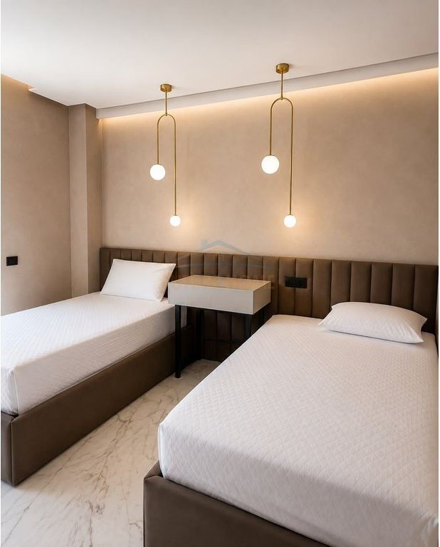 Shitet, Apartament 2+1+2+Post Parkimi, Liqeni i Thate, Tiranë.