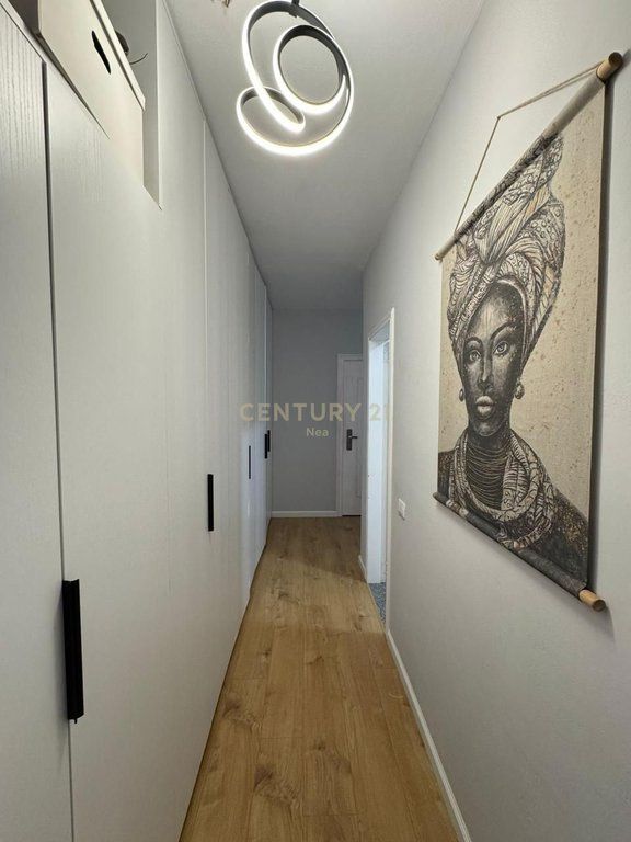 Apartament 2+1+2+ parking ne Astir, prane Viles L.