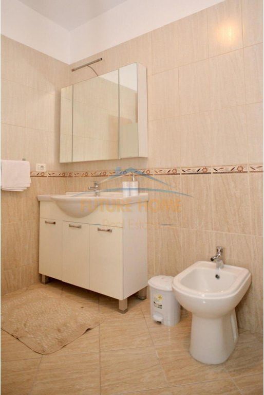 Qira, Apartament 1+1, Shallvaret