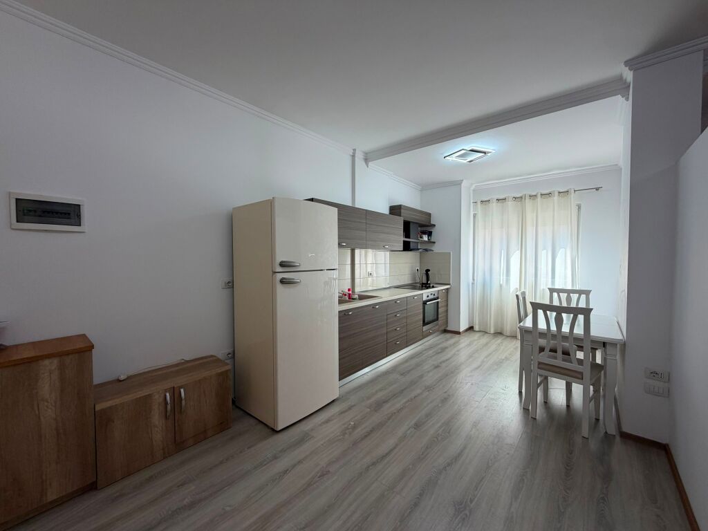Apartament 1+1 per qira tek Oxhaku.