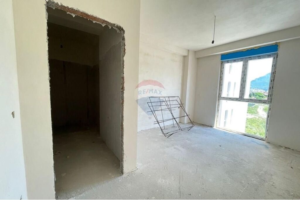 Apartament - Për Shitje - Bulevardi i Ri, Tiranë