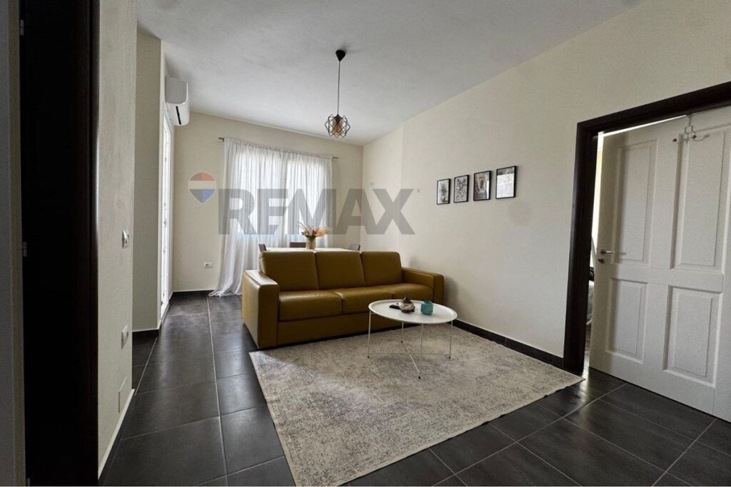 Shitet apartament 1+1 te Gjiri i Lalzit!