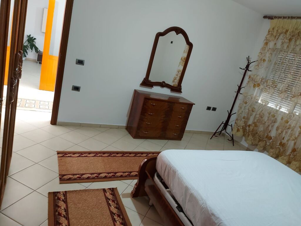 HOUSE FOR RENT – TRAIN STATION, ZOGU I PARË BOULEVARD