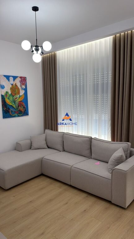 APPARTAMENTO 1+1+BALCONE IN AFFITTO "ALI DEMI, COMPLESSO KADIU" 50.000 LEKE