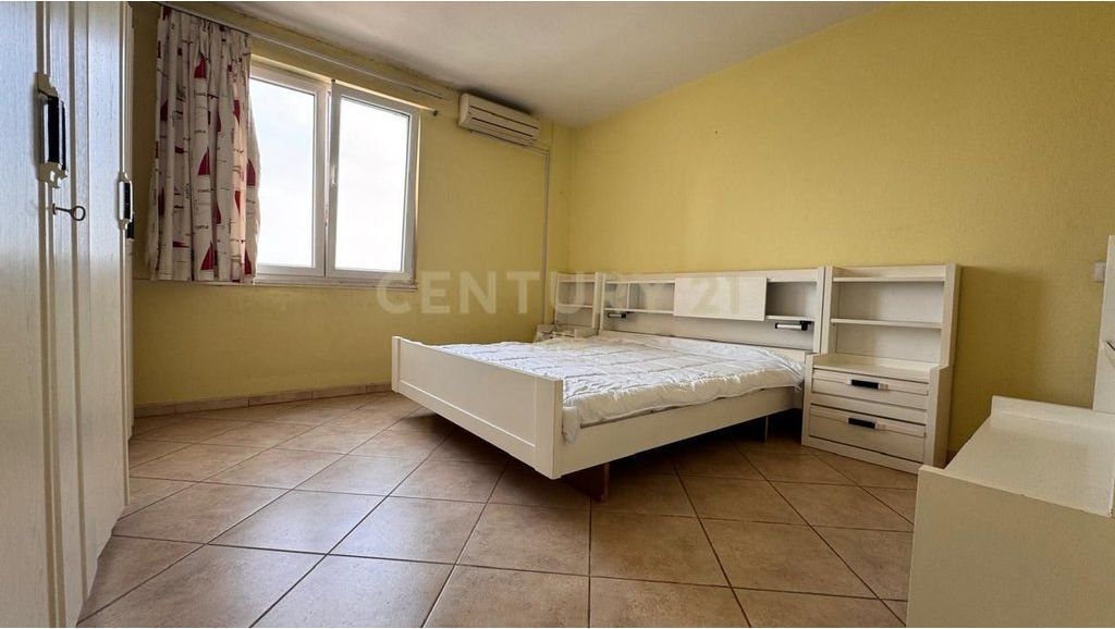 Apartment 2+1+2 for sale at Hoxha Tahsim Street