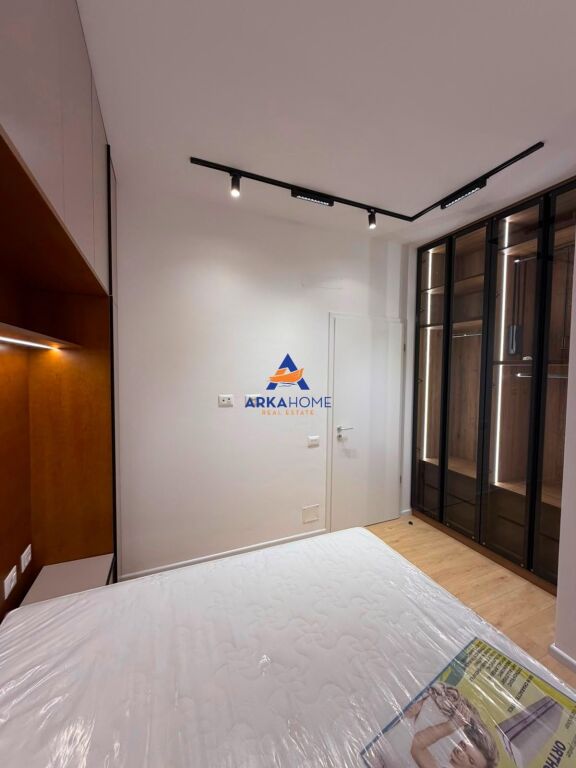 APPARTAMENTO 1+1+BALCONE IN AFFITTO "ALI DEMI, COMPLESSO KADIU" 50.000 LEKE