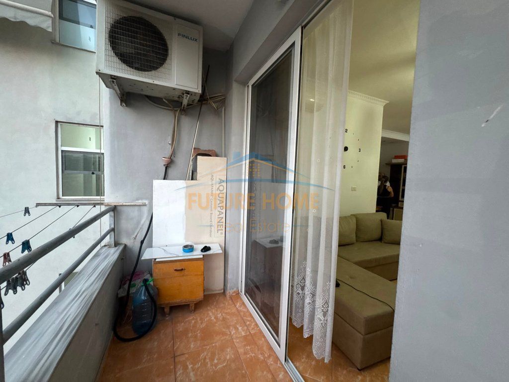 Shitet, Apartament 1+1, Unaza e Re, Tiranë