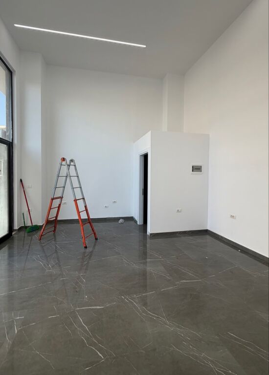 Affitto | Ambjent Biznesi | Rruga 5 Maji | 500 €/mese