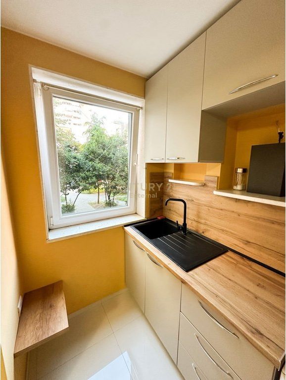 Bllok - Appartamento Moderno 2+1 in Affitto Vicino al Ristorante Mystic