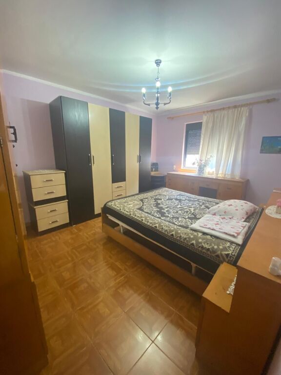 🏡 Apartament 1+1 me Qira – Stadium, Durrës