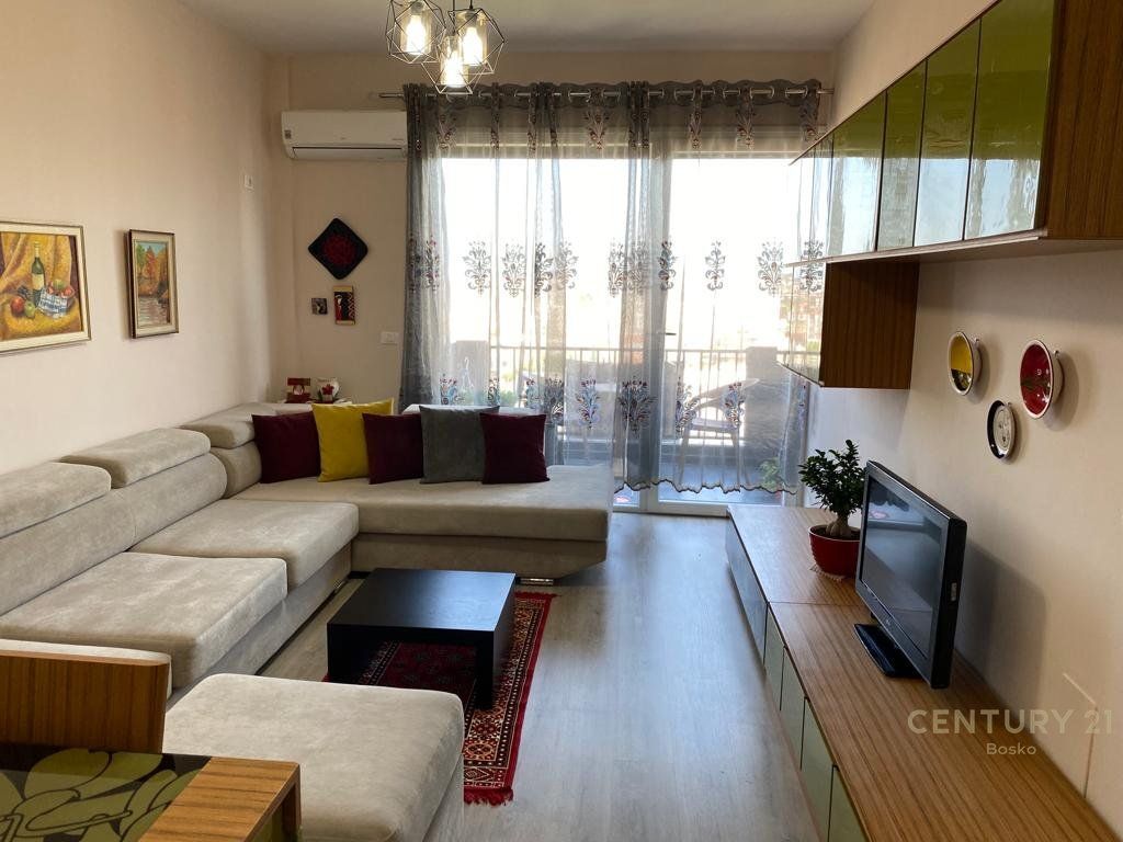 IN AFFITTO APPARTAMENTO 1+1 IN VIA 5 MAJI