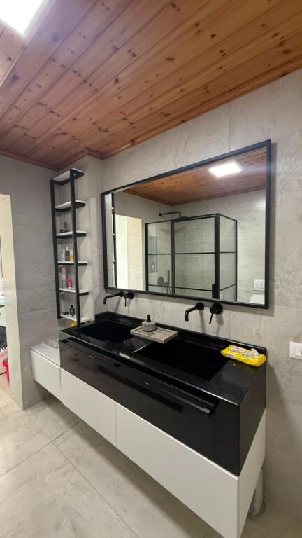 Apartment 3+1+2 for rent, at Elbasan Street