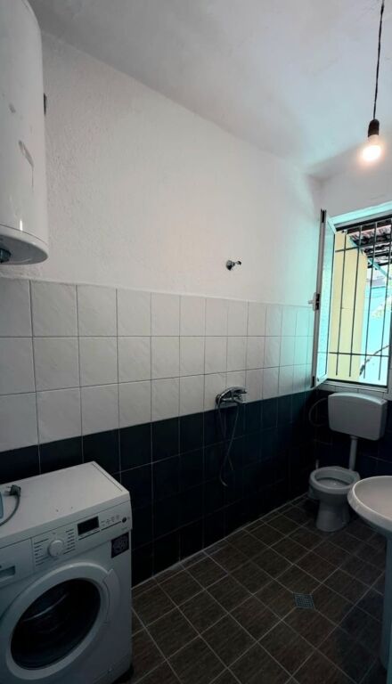 Appartamento 1+1+1 con Veranda in Affitto