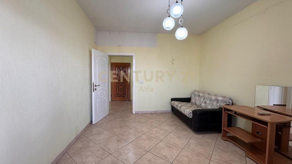 Apartment 2+1+2 for sale at Hoxha Tahsim Street