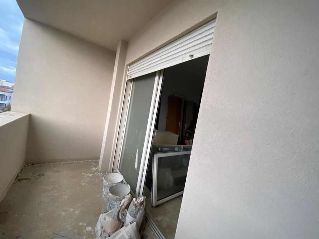 SHITET APARTAMENT 2+1+2, 107 M2 LAGJE 18 DURRES 105000 EURO