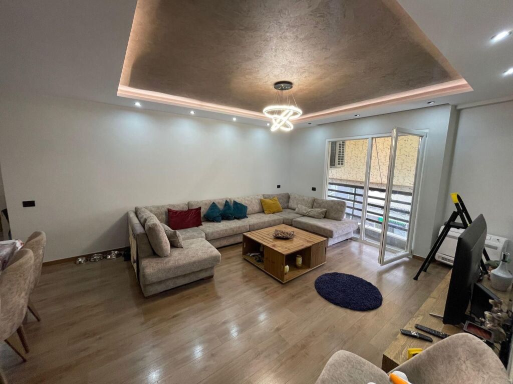 Qera | Apartament 2 + 1 | Komuna Parisit | 900 €/muaj