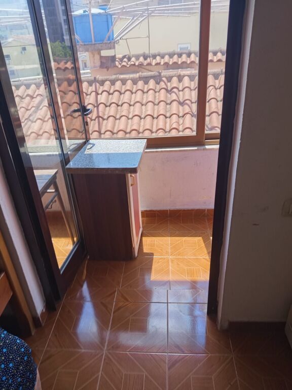GARSIONERE 20000 LEKE.FUSHA E AVIACIONIT