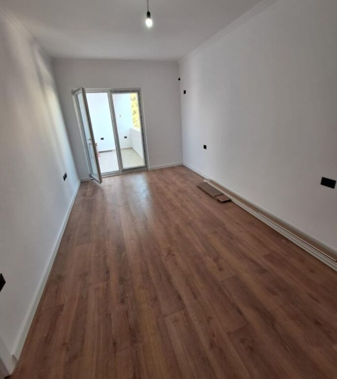 Apartment 1+1 for sale School Vasil Shanto