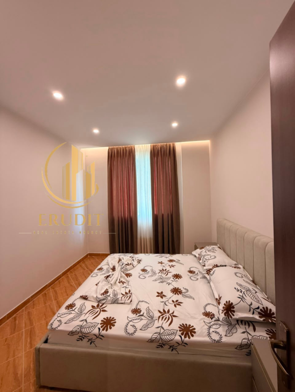 🏡 Apartament 1+1 me Qira në Vlorë – Plazhi i Vjetër