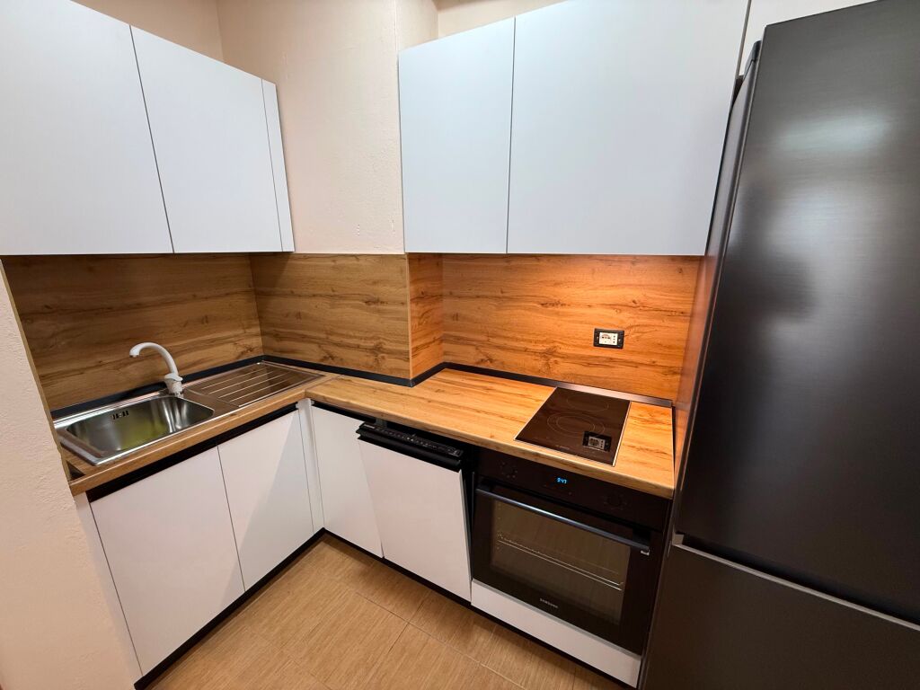 Apartament 1+1 per qira, Rruga Dritan Hoxha, Laprake