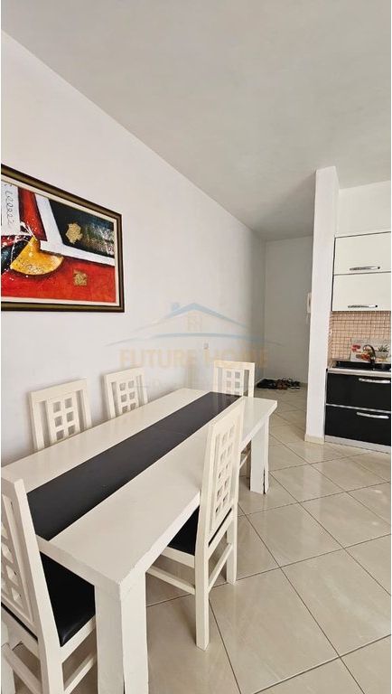 Rent, Apartment 3+1+2+2, Court, Durres