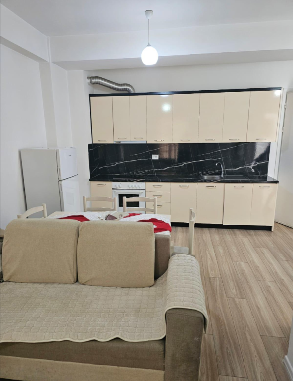 Affitto | Apartament 2 + 1 | Ali Demi | 550 €/mese